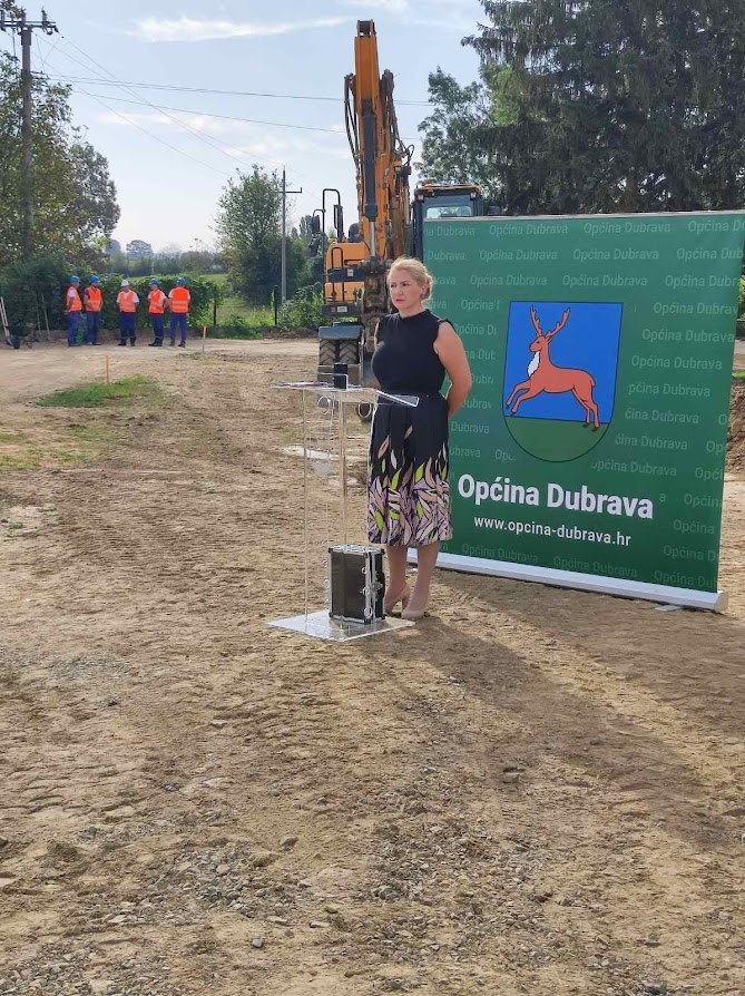 IMG 299e84680da5494d92b511bfd3da5c47 V