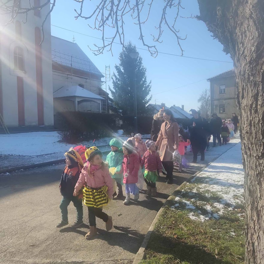 IMG 4fe7ee6e8d68aa642133f6ffdf9650f8 V